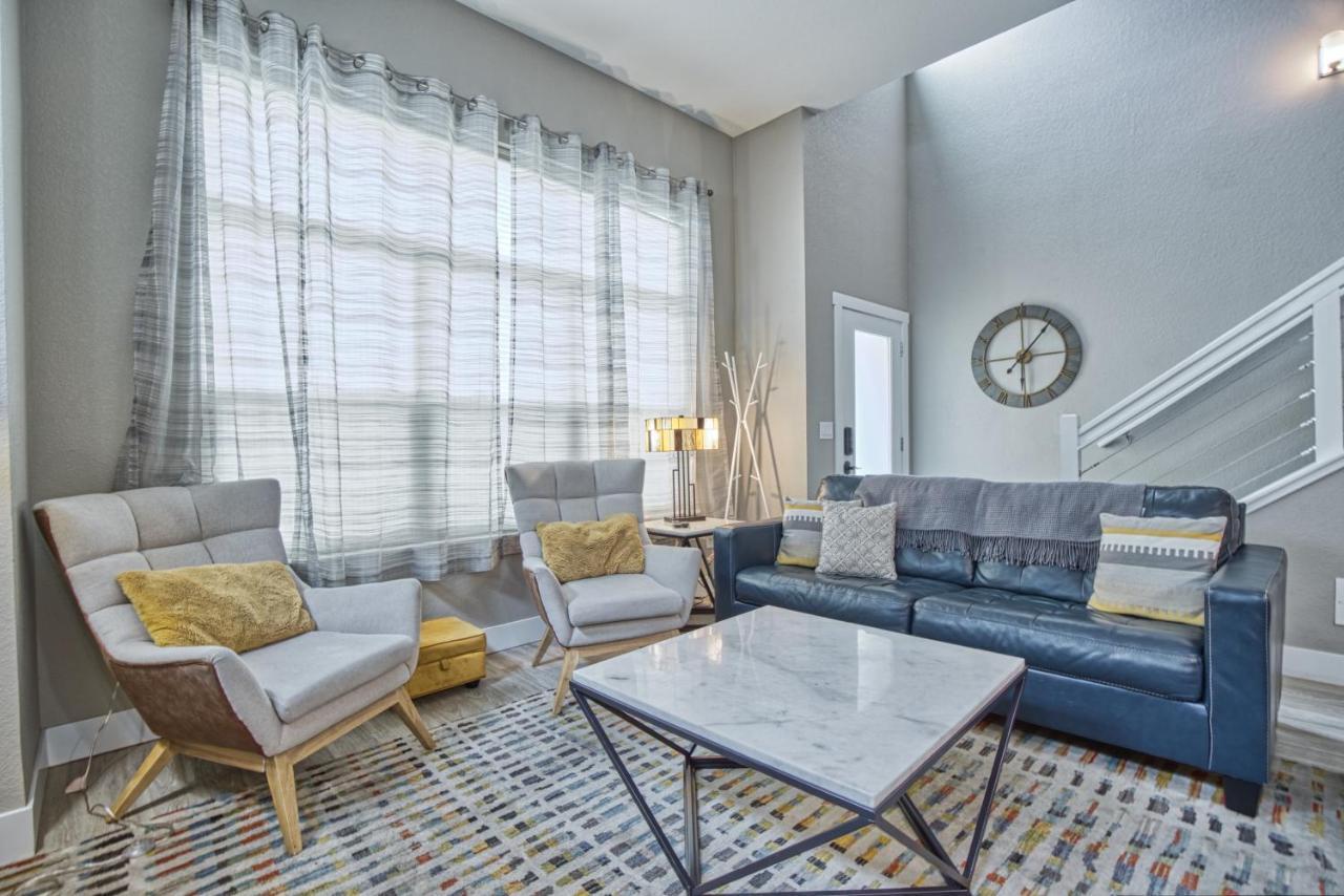 Modern Townhome Near Old Town, Breweries, & River! Fort Collins Bagian luar foto