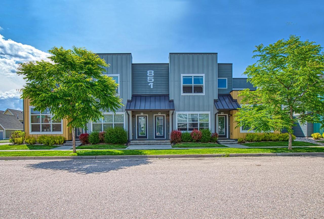 Modern Townhome Near Old Town, Breweries, & River! Fort Collins Bagian luar foto